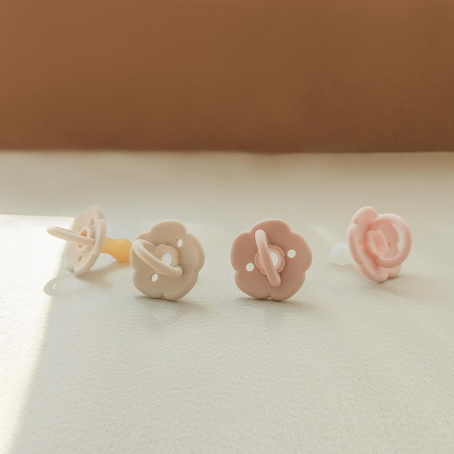 Moonkie  Silicone Pacifier Set