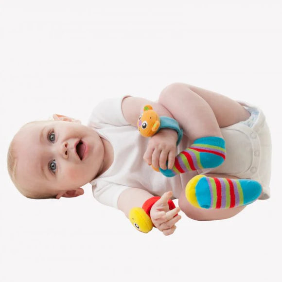 playgro hands and feet discovberty rattles