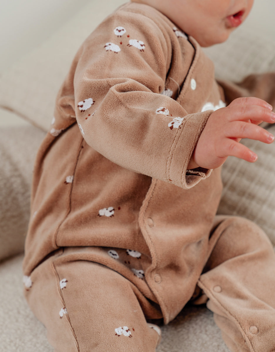 Noukie’s Fluffy Beige Velour Baby Pajamas – Newborn 0M