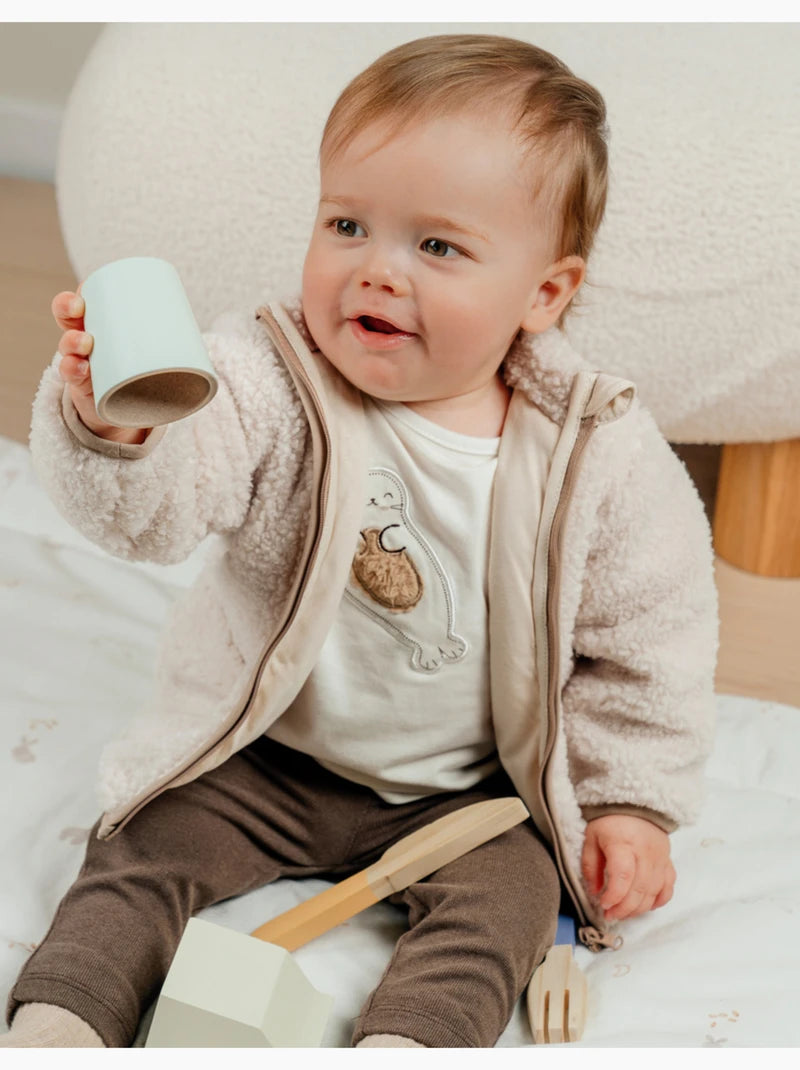 Noukie’s Seal Print T-Shirt & Leggings Set – White & Beige Baby Outfit