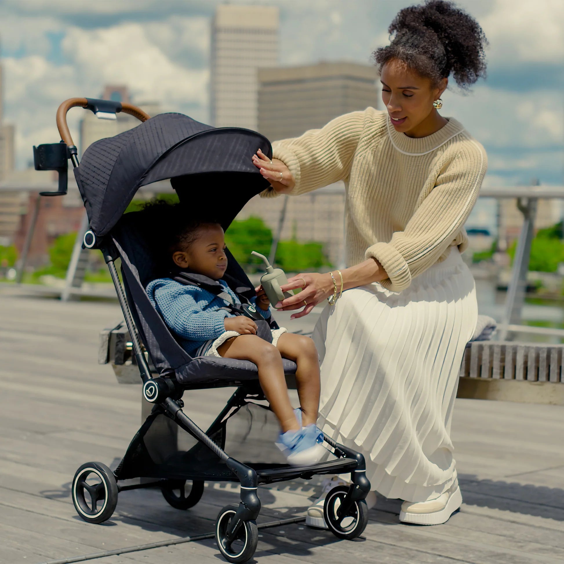 evenflo hummingbird ultra-lightweight carbon fiber stroller crest gray