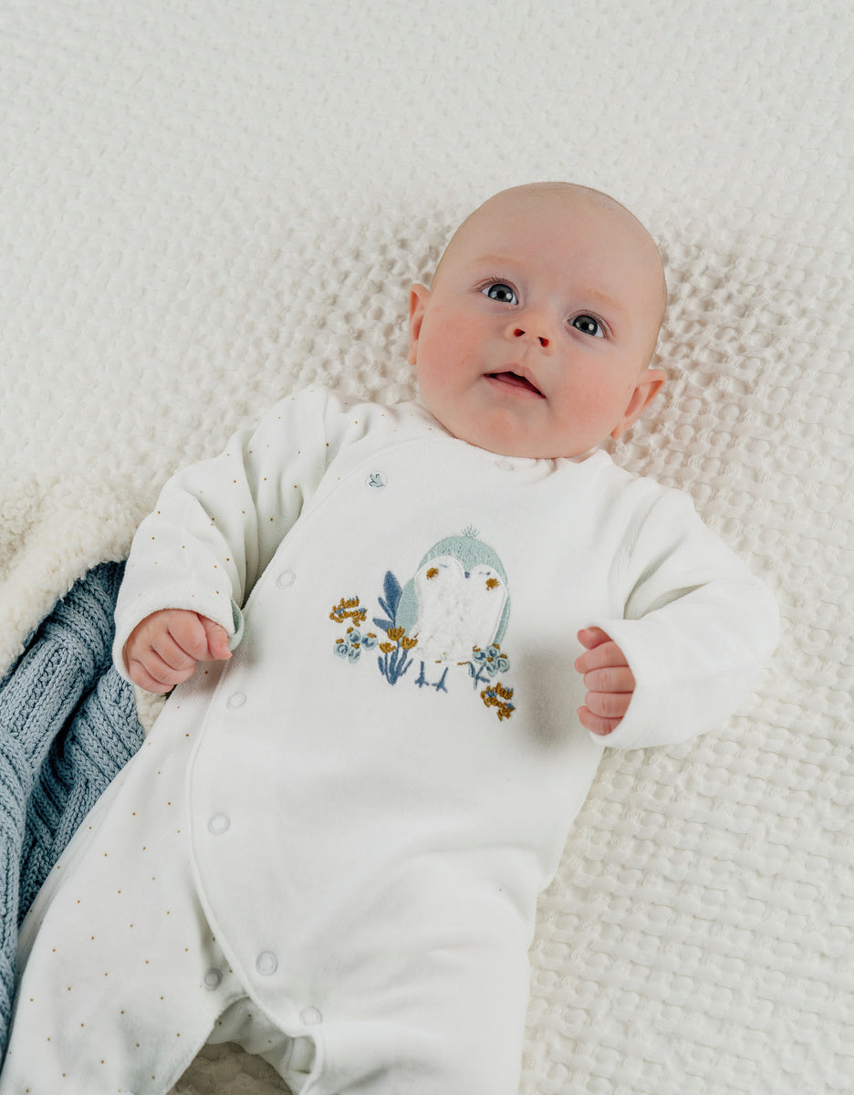 Noukie’s Lovely Bird Off-White Velour Baby Pajamas – Soft & Cozy