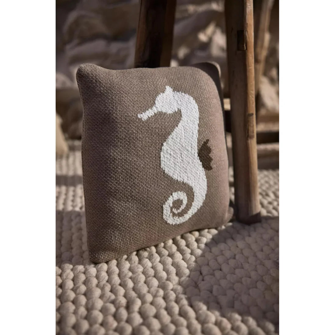 quax knitted cushion -30*30-seahorse